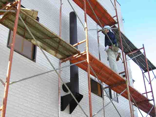 ���˂̐ݒu�@�r���o��